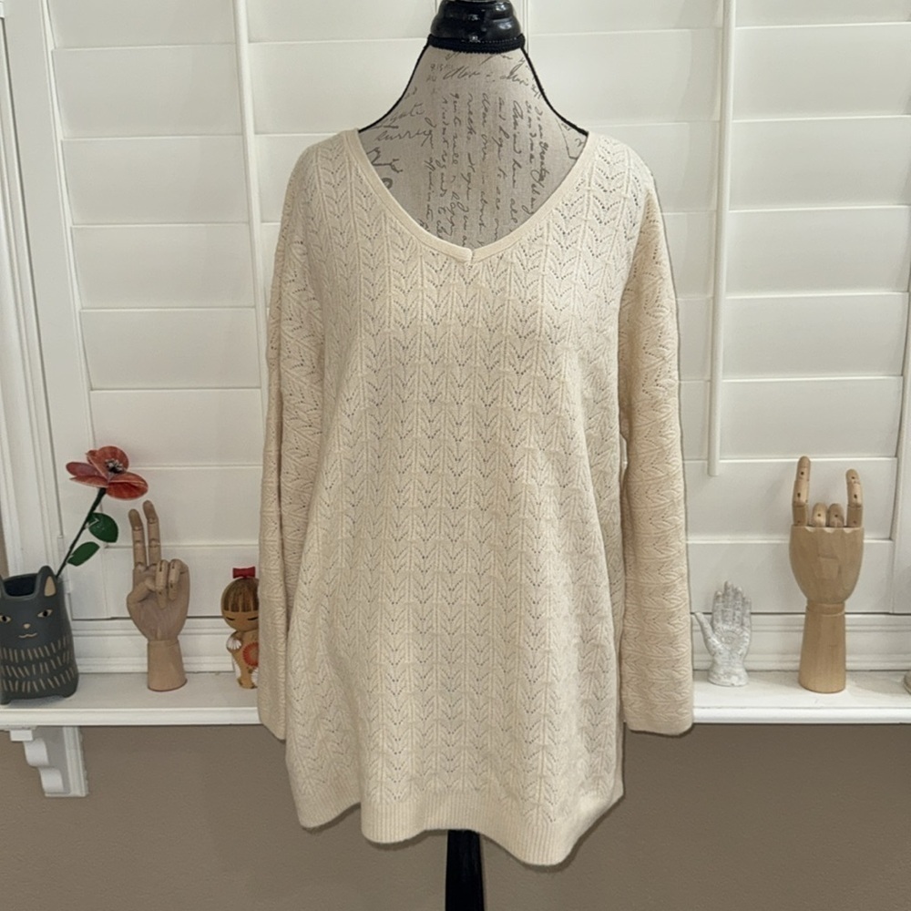 Chico's Drama Cable Pullover V-neck Sweater Oatmeal